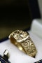 A very fine 18ct Yellow Gold Victorian Hand & Finely Engraved Belt Ring. Hallmarked London 1887 - image 3