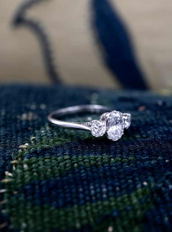 An exceptional 18ct White Gold (stamped) 1.30 Carat Three Stone Diamond Engagement Ring. Pre-owned - image 2