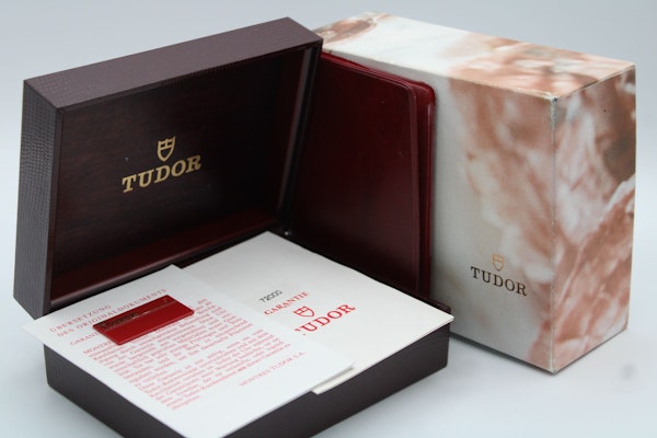 Tudor Price Date, model 72000 - image 10