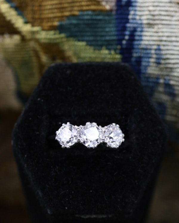A very fine 18 carat White Gold (stamped), Three Stone Engagement Ring set with 2.25 Carats of Old Cut E - F Colour, VS Clarity Diamonds. Pre-owned. - image 5
