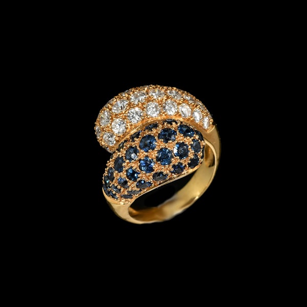 MM8874r Diamond and sapphire twist ring 1970c top quality - image 1