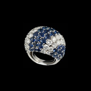 MM8819r Stunning quality sapphire diamond bombe ring platinum 1960c