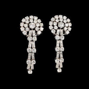 MM8834e Diamond cluster drop earrings 1960c