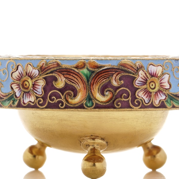 Antique Russian silver gilt and shaded enamel salt cellar, Moscow, by Fedor Ruckert, circa 1900 - image 4