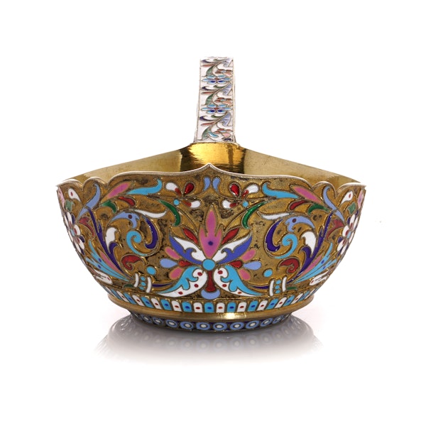 Antique Russian silver gilt and cloisonné enamel pair of kovshes, by Nikolay Alekseev, Moscow, circa 1890s - image 5
