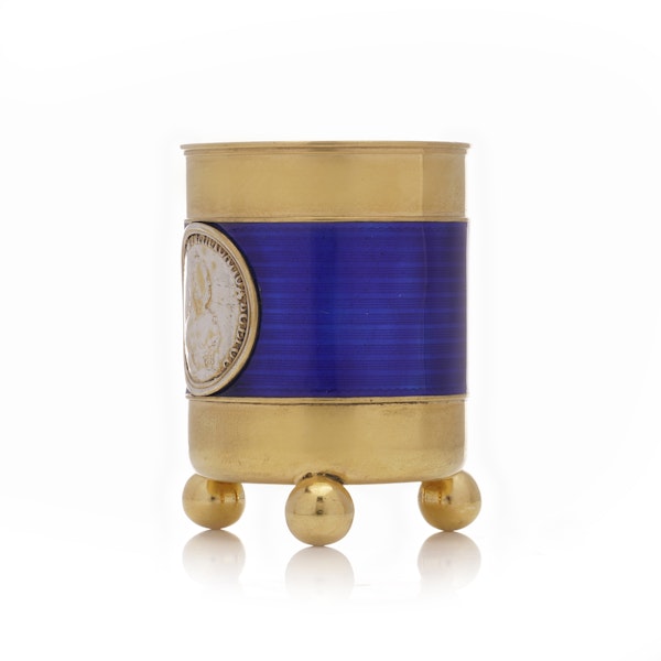 Faberge Russian silver gilt and guilloche enamel vodka cup, Moscow, circa 1900 - image 3