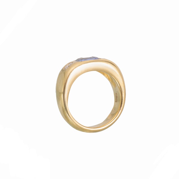 18ct Gold Sapphire Diamond Gyspy Ring - image 2