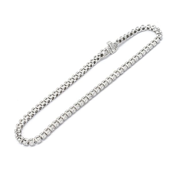 Modern Diamond and Platinum Line Bracelet 1.92ct - image 3