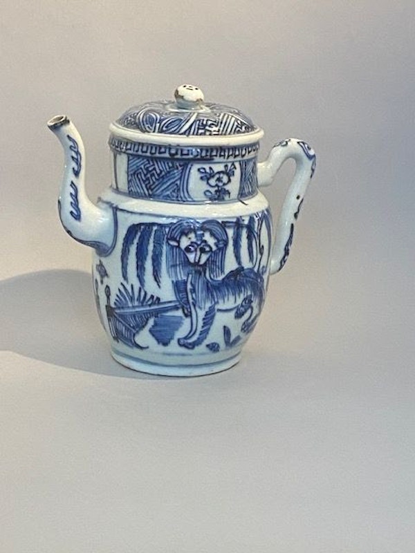 A RARE CHINESE WANLI BLUE AND WHITE EWER AND COVER - image 2