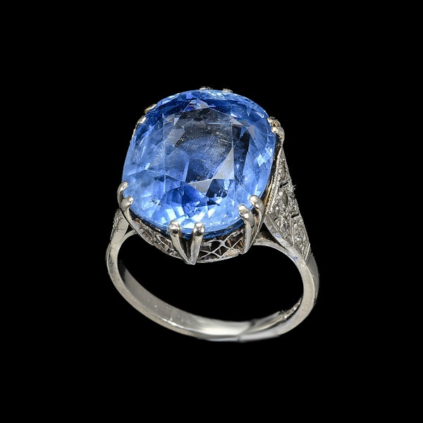 MM8655r Fine Ceylon 14.5ct sapphire diamond platinum ring 1910c - image 1