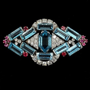 MM8654b Platinum diamond ruby aquamarine brooch stunning design 1920c