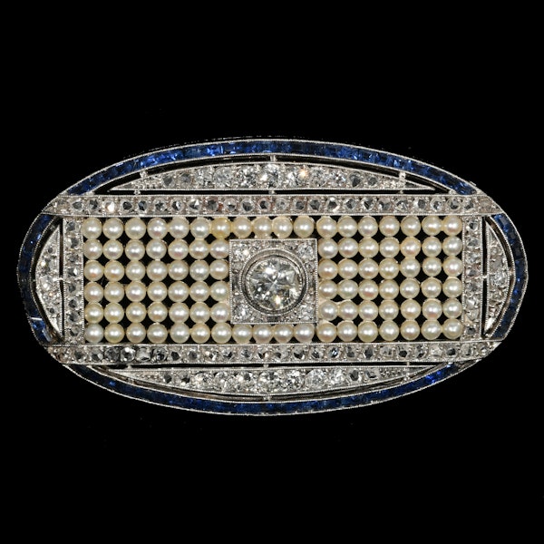 MM8392b Fine quality platinum diamond pearl sapphire brooch 1910/20c - image 1