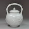 Rare Chinese blanc de chine pot and cover, Kangxi (1662-1722) - image 1
