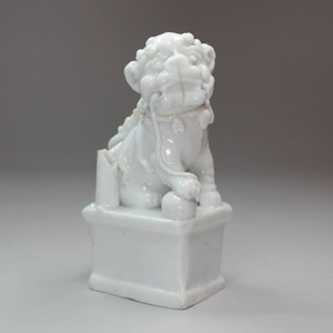 Chinese blanc de chine dog of Fo incense holder, Kangxi (1662-1722)