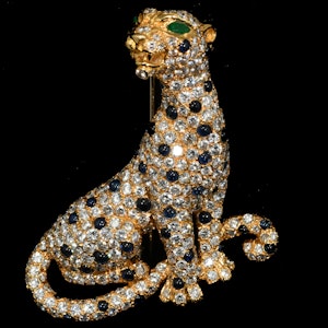 MM8749b Stunning high quality gold diamond sapphire panther brooch 1950/60c amazing