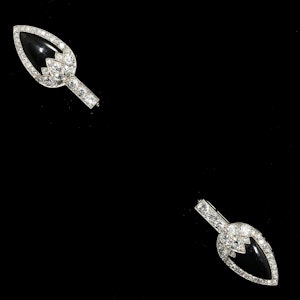 MM8614b Art Deco Cartier Paris onyx diamond fine Jabot pin with makers mark George Harnichard as well on it 1920c