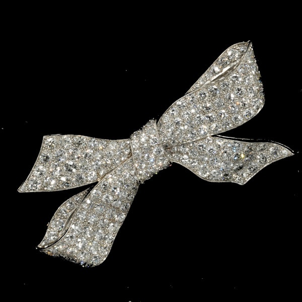 MM8379b  Edwardian platinum diamond ribbon bow 1910c - image 1