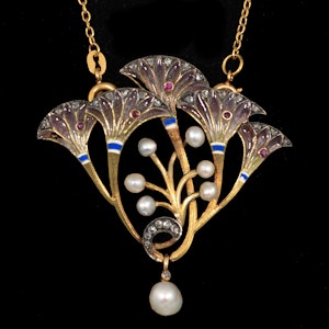 MM8615p Art Nouveau gold diamond Plique de jour enamel pearls rubies 1900c Superb