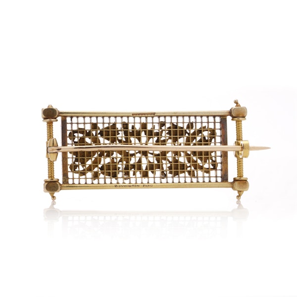 Boucheron Paul Legrand lingerie pin brooch in 18kt gold - image 5