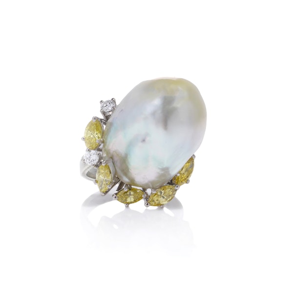 Koch natural South Sea baroque pearl ladies ring - image 3