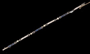 Gold platinum Edwardian sapphire diamond pearl everyday wearable bracelet 1910c