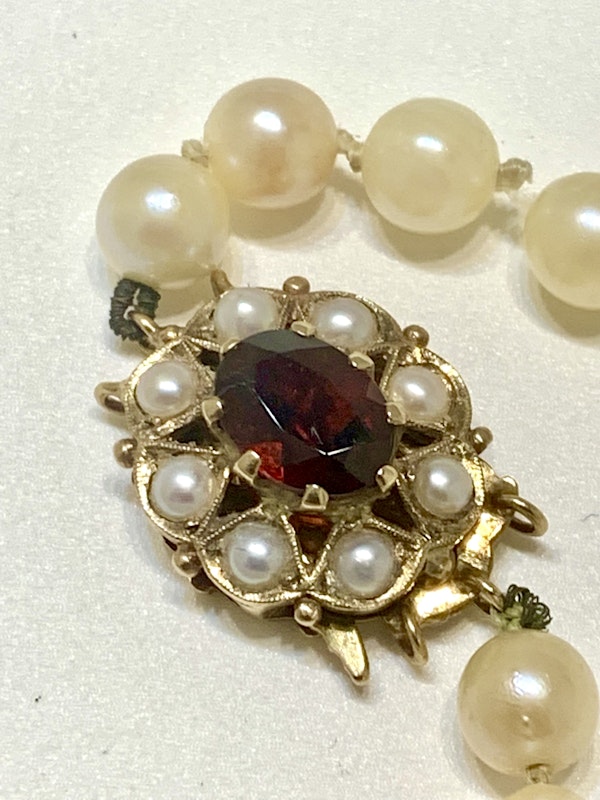 Pearl Necklace with 9ct Garnet Clasp - image 2