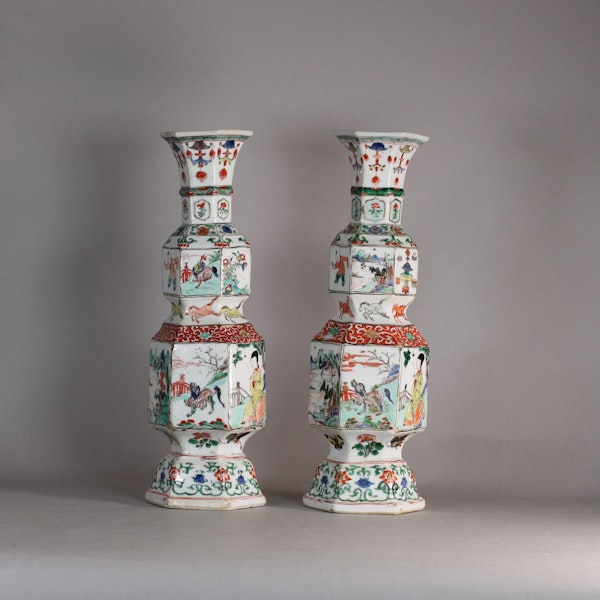 Pair of Chinese Famille Verte Double-Gourd Hexagonal Faceted Vases, Kangxi (1662-1722) - image 4