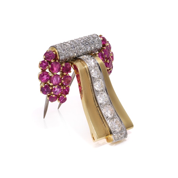 Retro Platinum and 18kt gold diamond and ruby brooch. - image 7