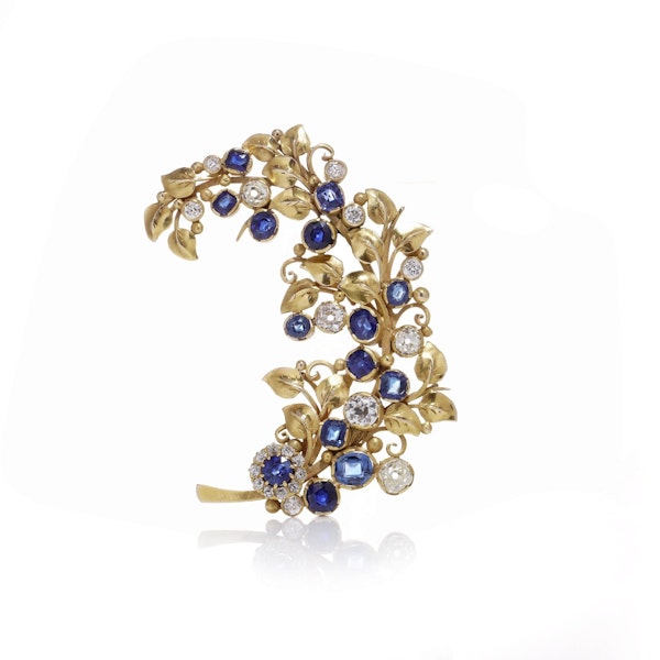 Victorian 18kt gold floral sapphire and diamond brooch - image 6
