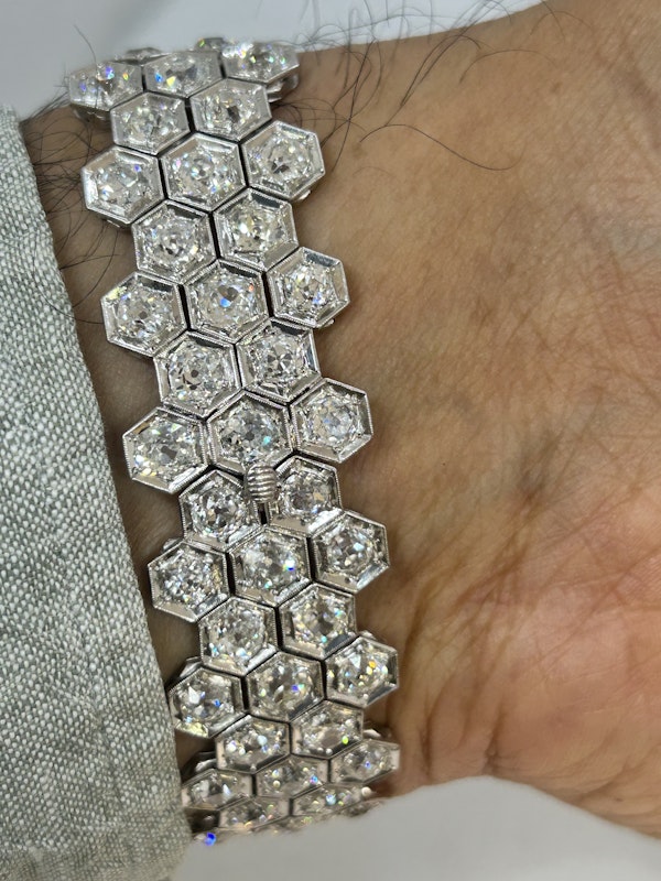 Beautiful and different vintage diamond platinum bracelet at Deco&Vintage Ltd - image 5