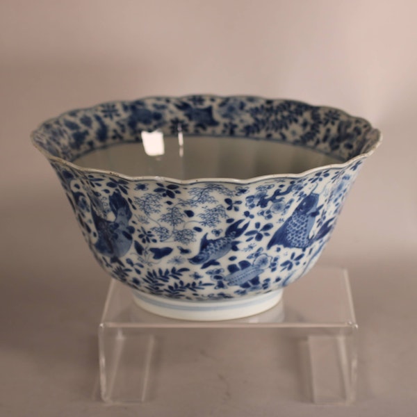 Chinese blue and white bowl, Kangxi (1662-1722) - image 4