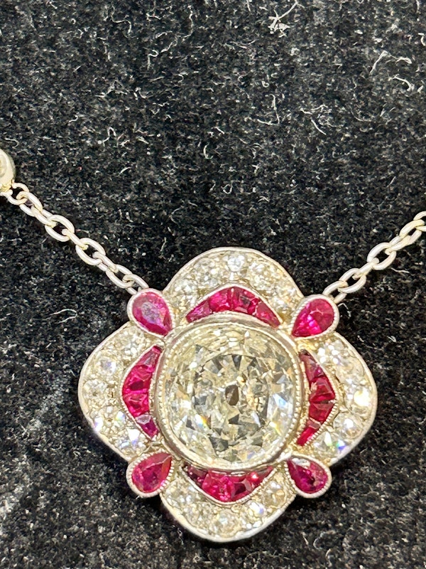 Lovely 2.01ct Art Deco Diamond Ruby Platinum pendant at Deco&Vintage Ltd - image 5