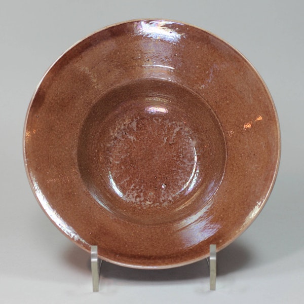 Chinese brown-glazed bowl, c.1700 - image 1