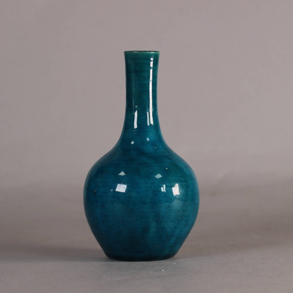 Chinese turquoise-glazed bottle vase, Kangxi (1662-1722) - image 4