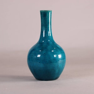 Chinese turquoise-glazed bottle vase, Kangxi (1662-1722)