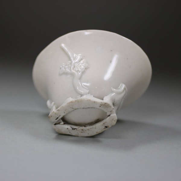 Chinese blanc de chine libation cup, 18th century - image 3