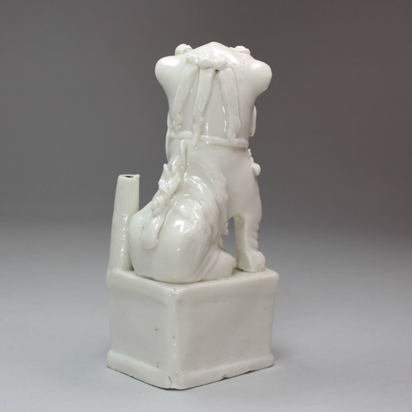 Chinese blanc de chine dog of Fo incense holder, Kangxi (1662-1722) - image 2