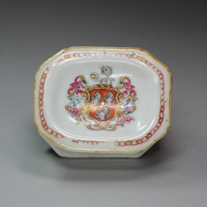 Chinese famille rose armorial salt, Qianlong (1736-95)