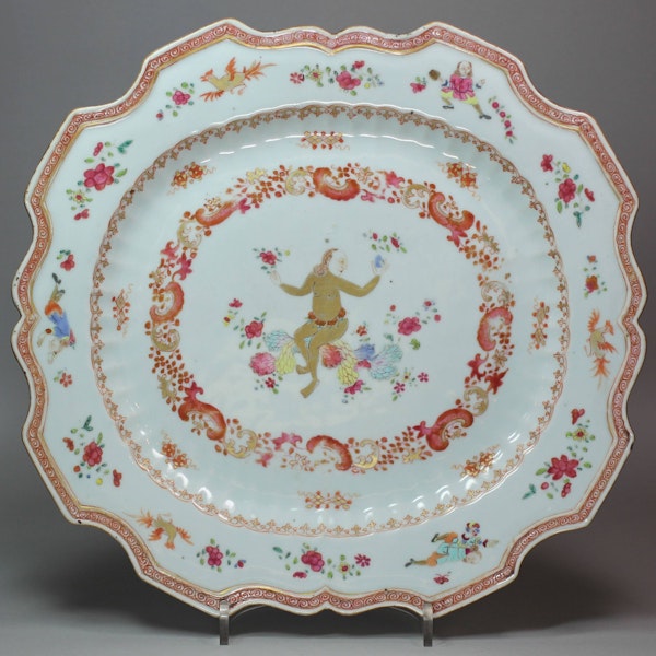 Chinese famille-rose scalloped dish, Qianlong (1736-1795) - image 1