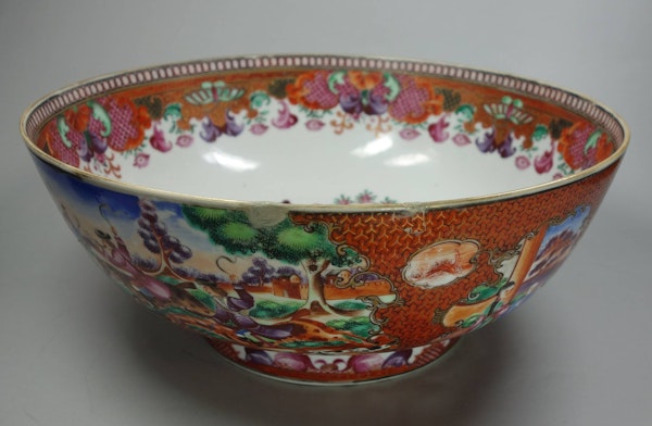 Chinese famille rose hunting bowl, Qianlong (1736-95) - image 2