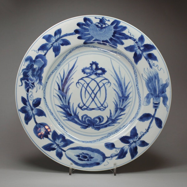 Chinese blue and white European market plate, Kangxi (1662-1722) - image 1