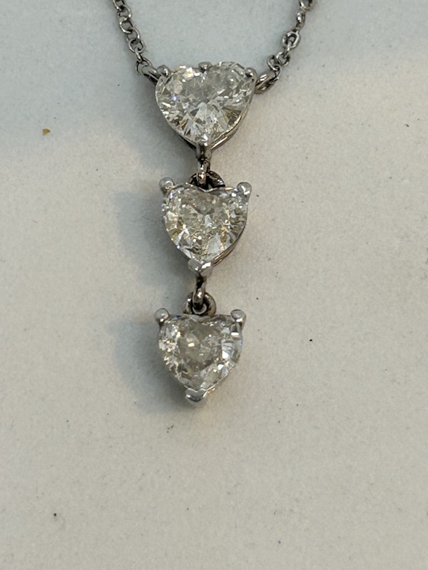 Lovely Graduated Diamond Heart pendant,Deco&Vintage,stand 324 - image 2