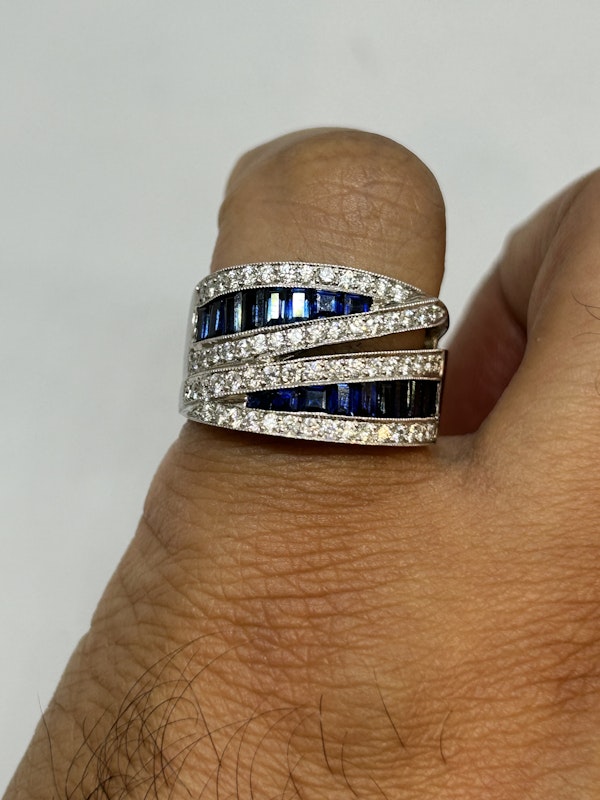 Lovely and Stylish Sapphire and Diamond ring,Deco&Vintage,stand 324 - image 6