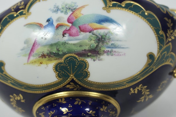 Signed Crown Derby vase and cover - image 3