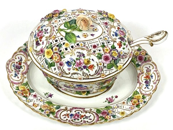 Meissen reticulalated tureen - image 2