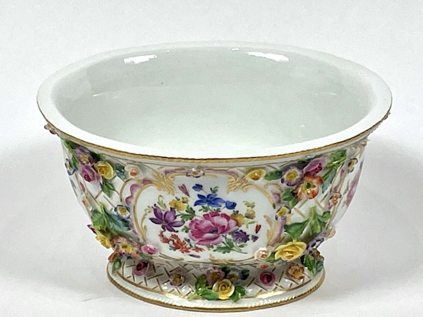 Meissen reticulalated tureen - image 4