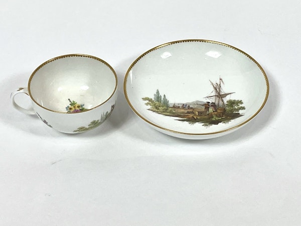 Pair of Marcolini Meissen cups and saucers - image 7