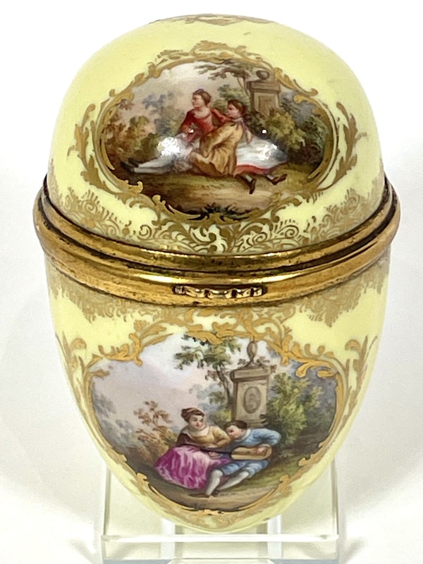 Meissen hinged box and cover - image 2