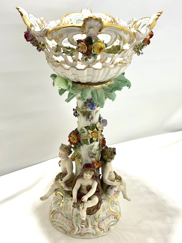 Meissen centrepiece - image 4