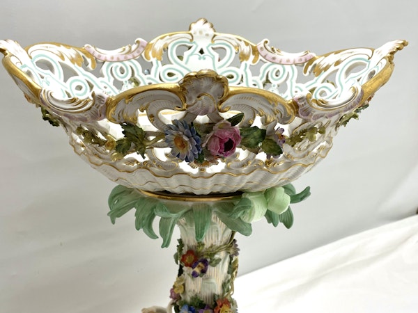 Meissen centrepiece - image 7